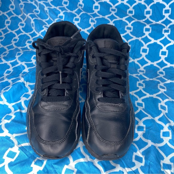 Nike women’s size 8.5 Air Max 90 LTR triple black low top athletic sneakers wmns - Picture 2 of 11